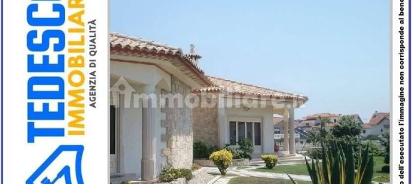 Apartamento de 5 habitaciónes en Cimitile, Italy No. 259233 33