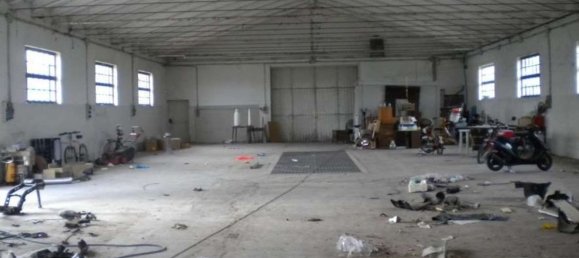 705m² Commercial property in San Giovanni in Persiceto, Italy No. 311067 12