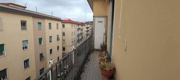 4-Zimmer Wohnung in Caserta, Italy, Nr. 35303 5
