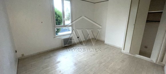 6 Schlafzimmer Gebäude in Mouy, France, Nr. 209050 4