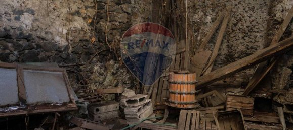 460m² Land in San Gregorio di Catania, Italy No. 84302 20