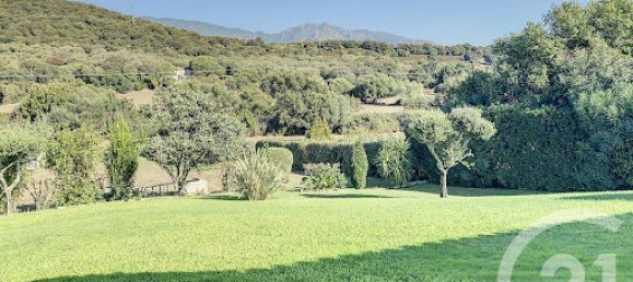 3 bedrooms Castles in Porto-Vecchio, France No. 80023 5