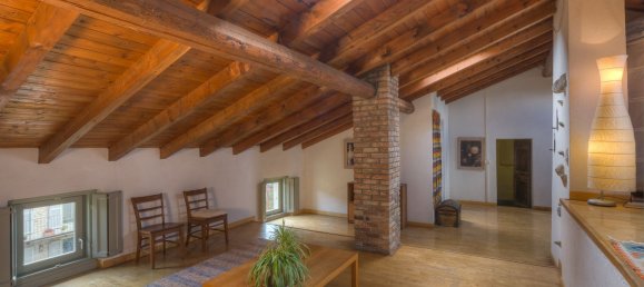 15 rooms House in Carezzano, Italy No. 280428 4