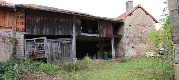 2 bedrooms House in Sully, France No. 66457 16