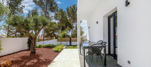 Villa de 4 dormitorios en Altea, Spain No. 188904 8