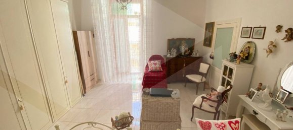 2-salle Bâtiment à Molfetta, Italy No. 29363 28