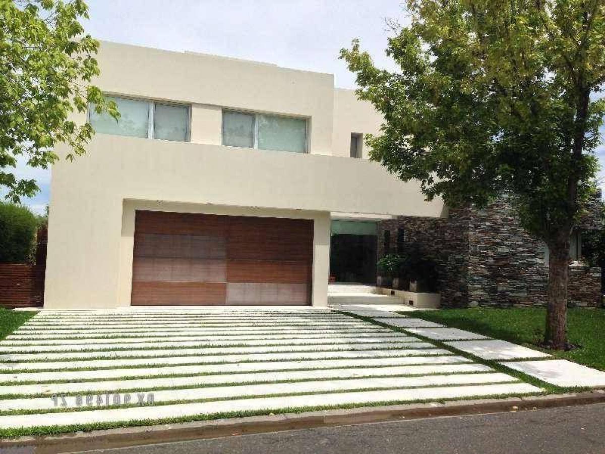 5 bedrooms House in Tigre, Argentina No. 91203