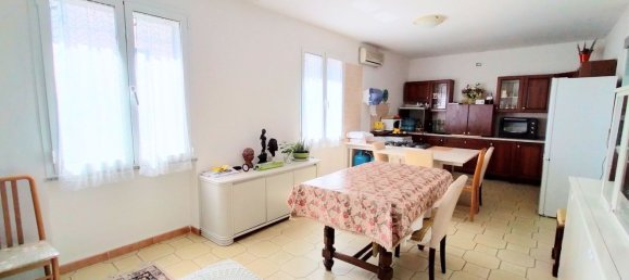 4غرفة شقة في Sassari, Italy رقم 47144 4