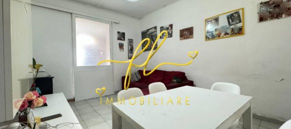 2 bedrooms Apartment in Livorno, Italy No. 45146 4