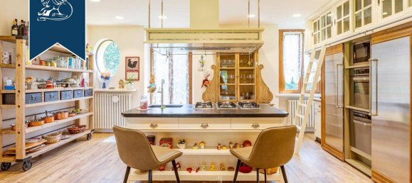 5 bedrooms Villa in Carate Brianza, Italy No. 56631 25