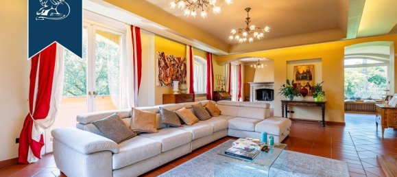 5 bedrooms Villa in Carate Brianza, Italy No. 56631 16