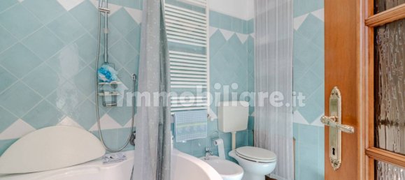 2 Schlafzimmer Haus in Turin, Italy, Nr. 379922 13