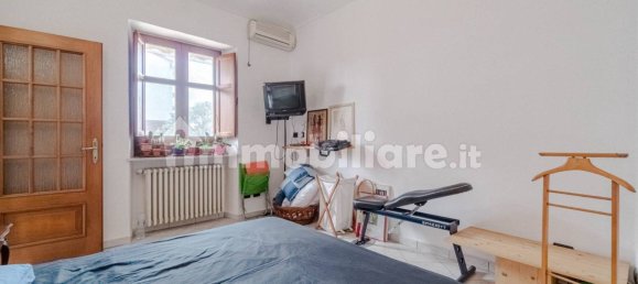 2 Schlafzimmer Haus in Turin, Italy, Nr. 379922 24