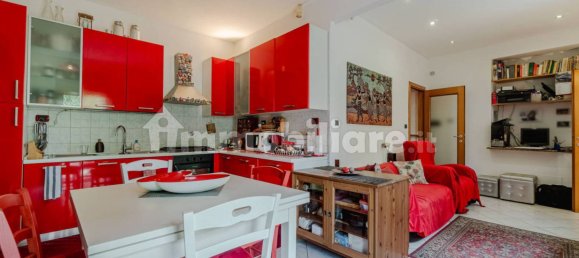 2 Schlafzimmer Haus in Turin, Italy, Nr. 379922 3