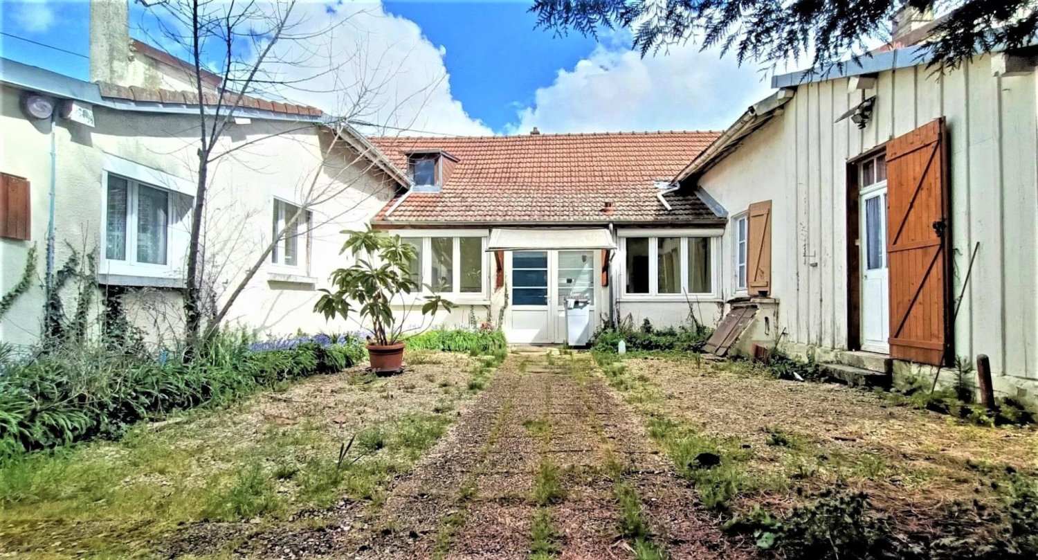 4 bedrooms House in Arcis-sur-Aube, France No. 247632