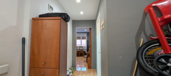 3 bedrooms Apartment in Cornella De Llobregat, Spain No. 126454 6