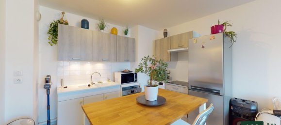 1 bedroom Apartment in Mainvilliers, France No. 45344 5