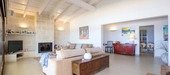 4 bedrooms Villa in Sant Lluis, Spain No. 5566 6