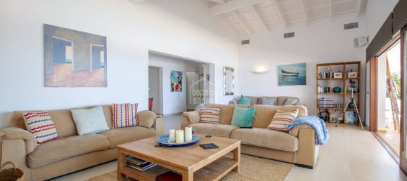 4 bedrooms Villa in Sant Lluis, Spain No. 5566 5