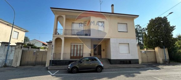 4 Schlafzimmer Villa in Agrate Brianza, Italy, Nr. 127455 3