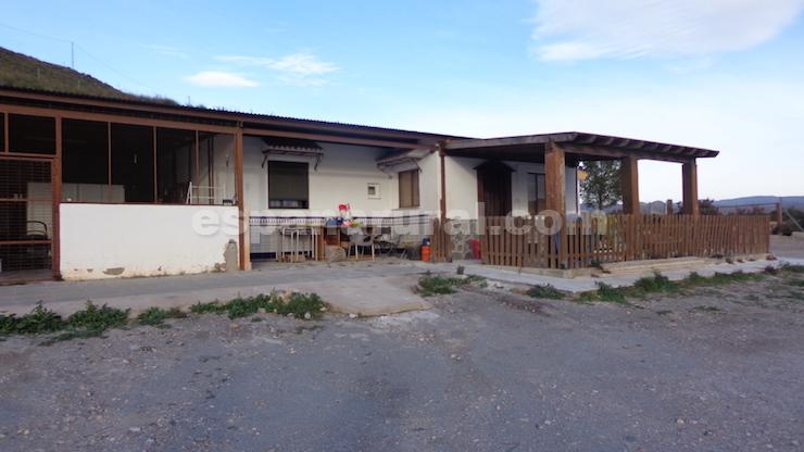 2 bedrooms Commercial property in Cantoria, Spain No. 288405