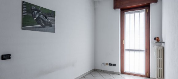 3غرفة شقة في Bollate, Italy رقم 163528 3