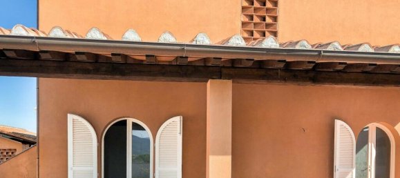 3 bedrooms Apartment in Calcinaia, Italy No. 55845 2