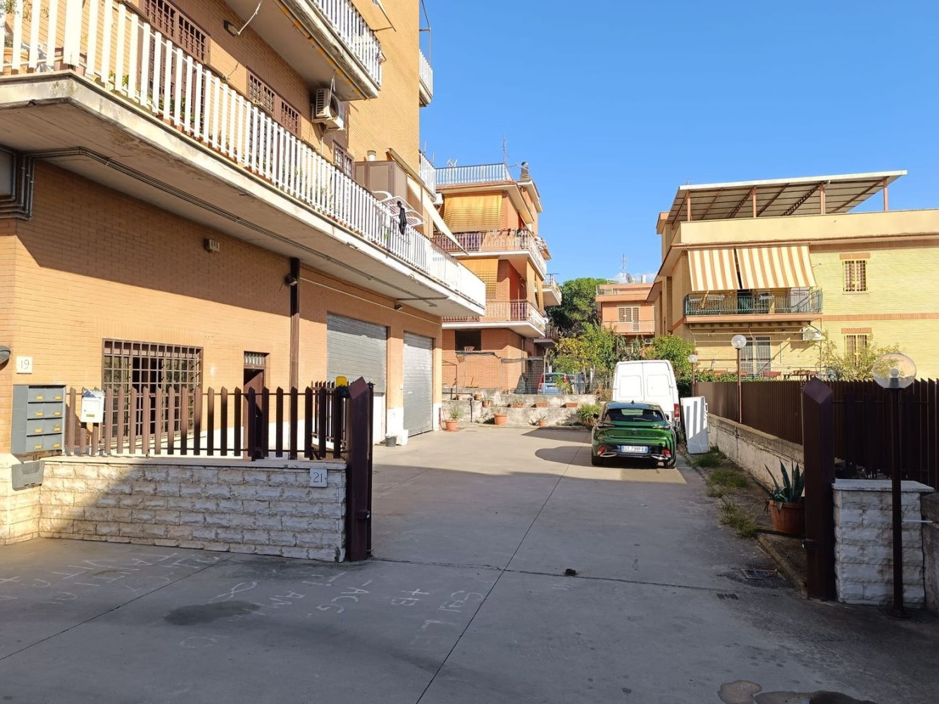 Gewerbliche Immobilie in Rome, Italy 430m², Nr. 371536