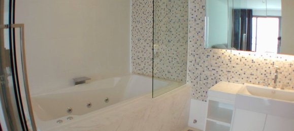 2 bedrooms Condo in Pattaya, Thailand No. 3804 7