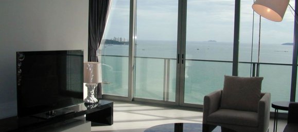 2 bedrooms Condo in Pattaya, Thailand No. 3804 2