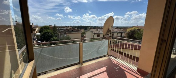 Apartamento de 4 dormitorios en Rome, Italy No. 320953 2