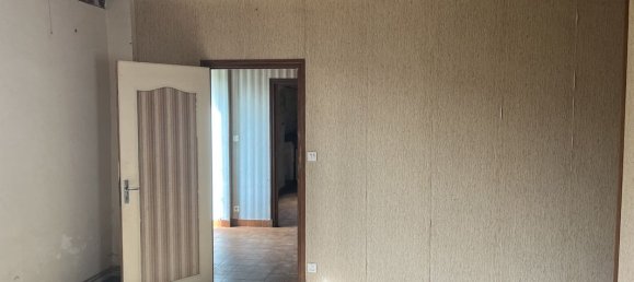 5 bedrooms House in Chalvignac, France No. 62250 6