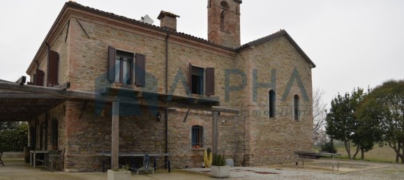 8 rooms House in Mercato Saraceno, Italy No. 62495 3