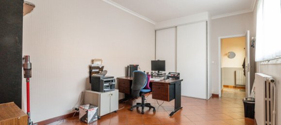 3 Schlafzimmer Haus in Colombes, France, Nr. 134529 8