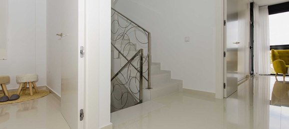 4 bedrooms Villa in Amay Deluxe, Orihuela, Spain No. 15357 3