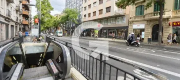 4 bedrooms Apartment in Sants-Montjuic, Spain No. 142253 27