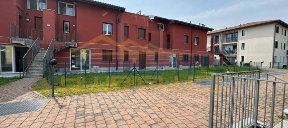 2 bedrooms Apartment in Carnate, Italy No. 165526 14