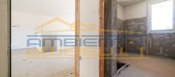 2 bedrooms Apartment in Carnate, Italy No. 165526 2