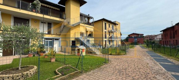 2 bedrooms Apartment in Carnate, Italy No. 165526 22
