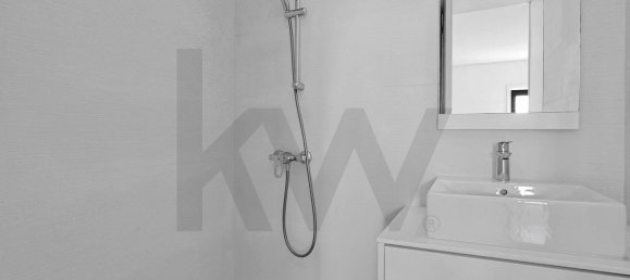 4 Schlafzimmer Wohnung in Porto, Portugal, Nr. 78649 8