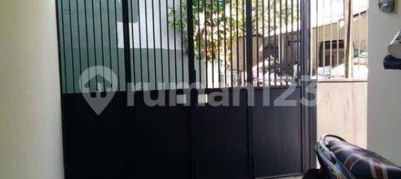 4 bedrooms House in Cengkareng, Indonesia No. 1771 2