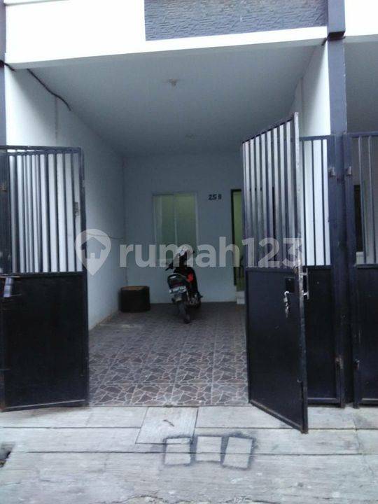 4 bedrooms House in Cengkareng, Indonesia No. 1771