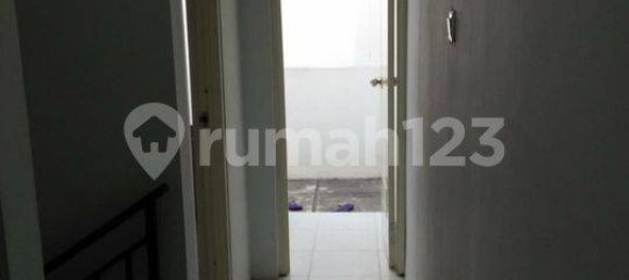 4 bedrooms House in Cengkareng, Indonesia No. 1771 14