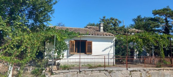 8 bedrooms House in Catignano, Italy No. 313249 4