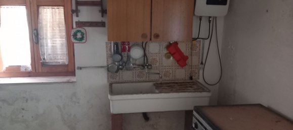 8 bedrooms House in Catignano, Italy No. 313249 8