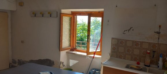 8 bedrooms House in Catignano, Italy No. 313249 13