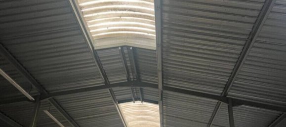 Propiedad comercial en Notre-Dame-d'Oe, France 1320 m² No. 88950 3