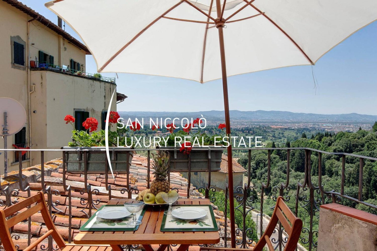 Квартира с 1 спальней в Флоренция, Италия № 214217