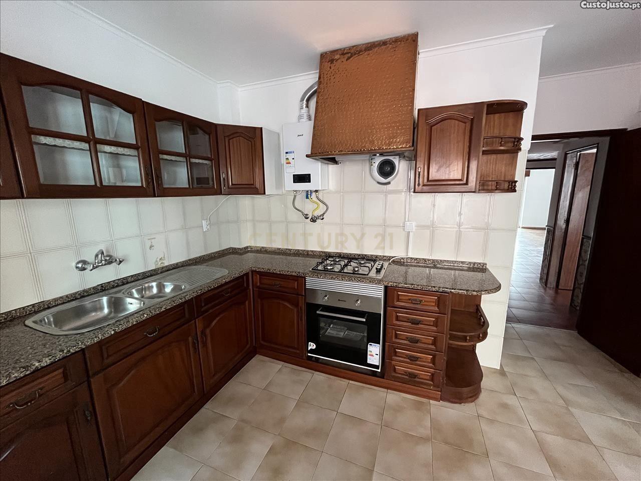 Apartamento de 2 dormitorios en Sintra, Portugal No. 321183