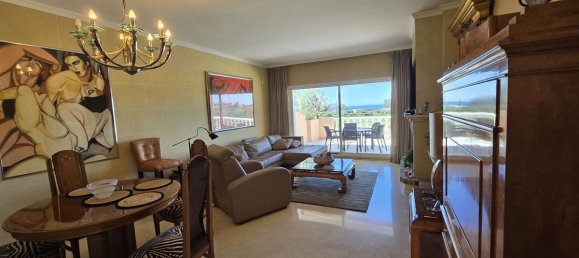2 bedrooms Penthouse in Estepona, Spain No. 178388 4